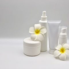 小さな家族葬サロン イノリエ | 江東区の葬儀・家族葬式場 | ネット系葬儀社とは？！老舗葬儀社との比較（前編）