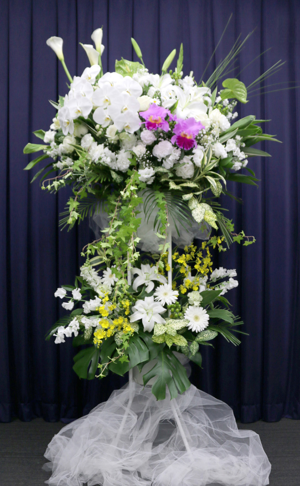 小さな家族葬サロンイノリエ | 供花の注文