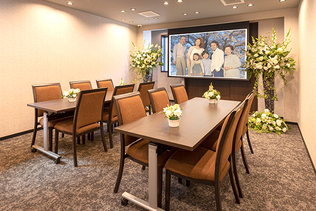 小さな家族葬サロンイノリエ | ホーム 小さな家族葬サロンイノリエ | ホーム